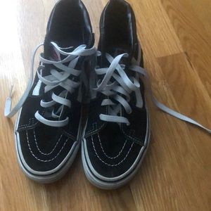 Vans Sk8-Hi (Black/White)